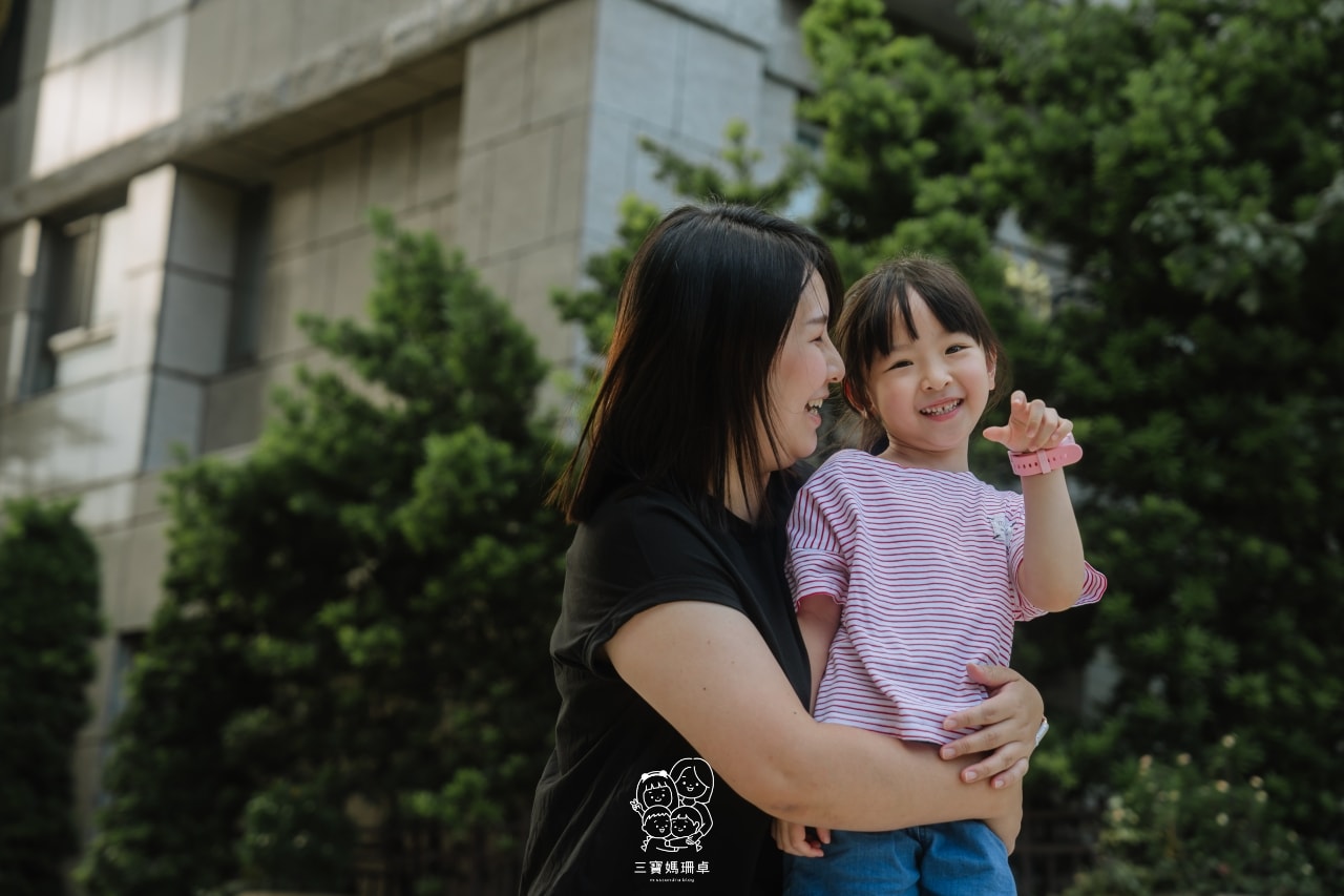 兒童定位手錶推薦|遠傳360兒童手錶F2台灣版開箱,可即時定位、視訊 - 第15張圖
