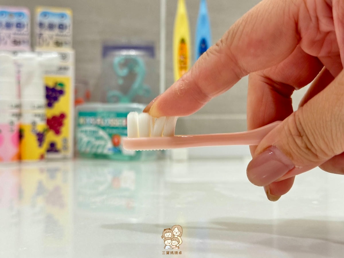 兒童防蛀牙膏推薦|三寶媽的口腔清潔神器:Lab52 齒妍堂牙膏與噴霧,讓孩子自動自發愛刷牙! - 第10張圖
