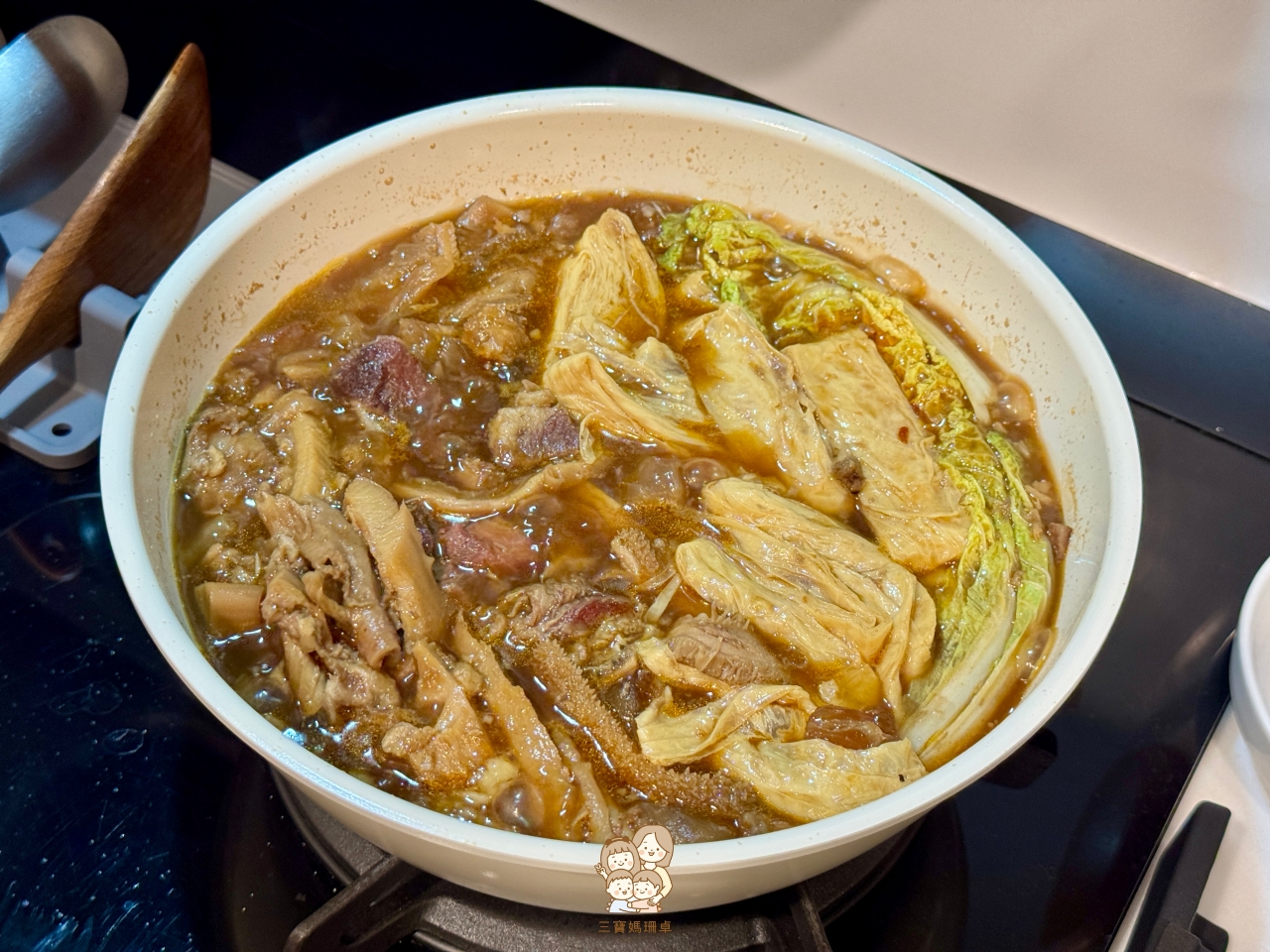 宅配美食推薦|【 愛上新鮮 × 阿基師 】牛三寶老饕牛肉爐開箱:真材實料+湯頭超驚豔!火鍋、牛肉麵一包兩吃實測 - 第9張圖 宅配美食推薦|【 愛上新鮮 × 阿基師 】牛三寶老饕牛肉爐開箱:真材實料+湯頭超驚豔!火鍋、牛肉麵一包兩吃實測